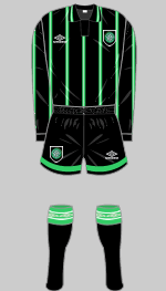 1992-1993 away