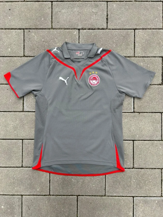 Olympiacos home · 2009/10